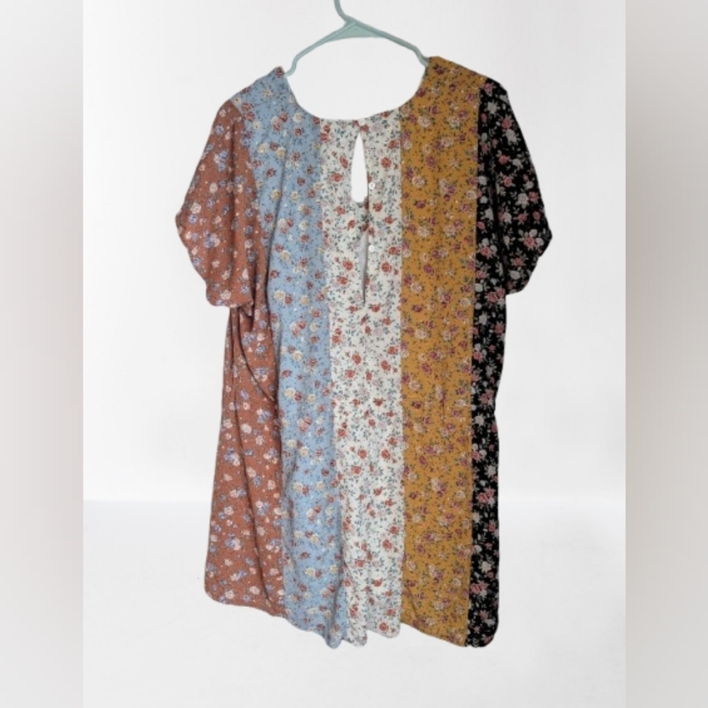 Chic Soul Women's Floral Patchwork Romper- XL - Picture 2 of 4